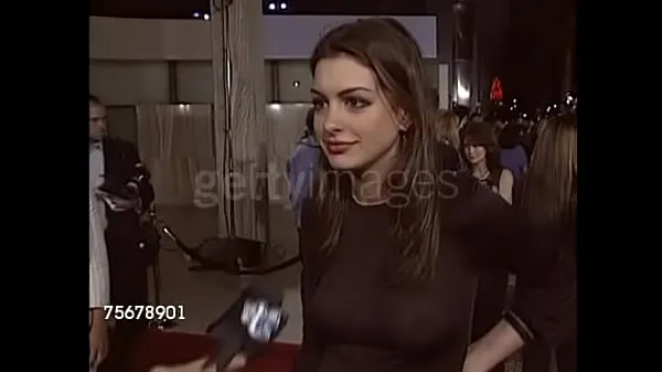 Új Anne Hathaway in her infamous see-through top friss cső