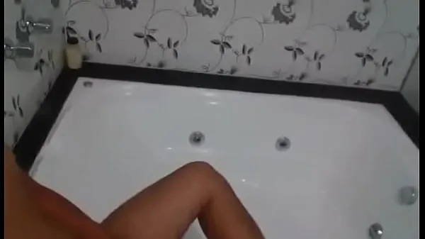 Nová antonio in the bathtub čerstvá trubica