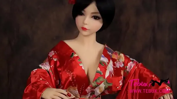 Having sex with this Asian Brunette is the bomb. Japanese sex doll أنبوب جديد جديد