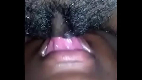 Guy licking girlfrien'ds pussy mercilessly while she moans Tiub baharu baharu