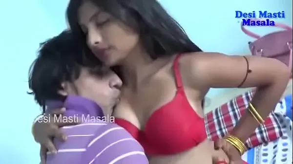 Nova Indian couple enjoy passionate foreplay sveža cev