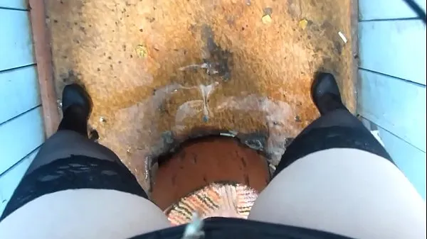 Uusi I like to piss in public places, amateur fetish compilation and a lot of urine tuore putki