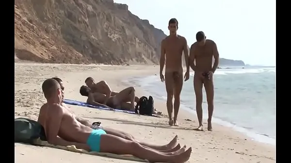 Nytt Beach gay orgy färskt rör
