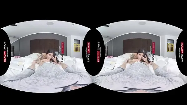 Nová RealityLovers VR - Asian Teen Brenna Sparks čerstvá trubica