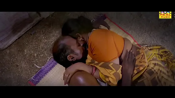 Νέος Desi Indian big boobs aunty fucked by outside man φρέσκος σωλήνας