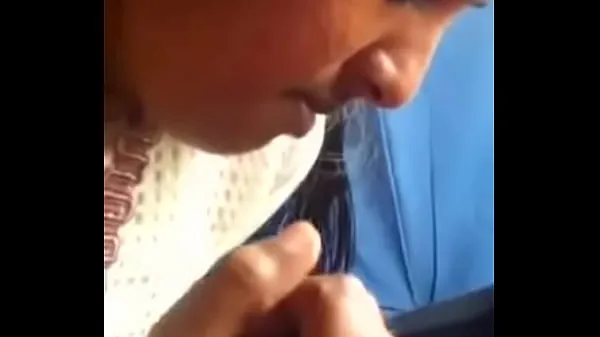 Νέος Horny tamil girl sucking black cock and caring it with her tongue φρέσκος σωλήνας