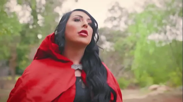 Little Red Riding Hood and Kleio Valentien feat. Chanel Santini - Transfixed Ống mới