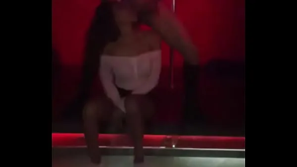 Venezuelan from Caracas in a nightclub sucking a striper's cock Tiub baharu baharu