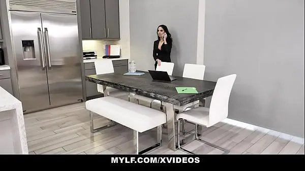 Fucking MILF Real Estate Agent Ống mới