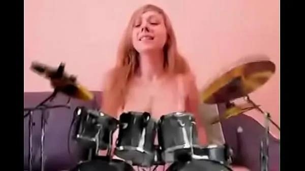 Nova Drums Porn, what's her name sveža cev