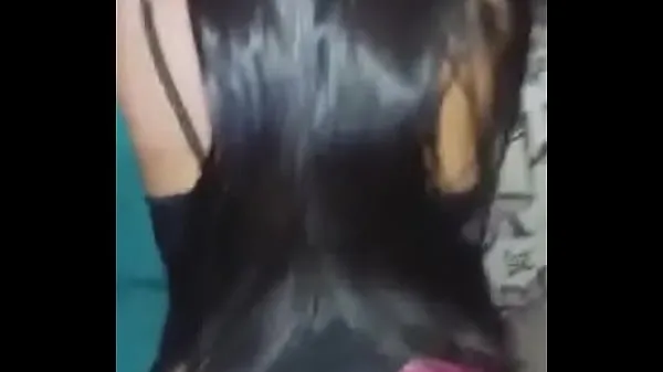 新Young girl giving ass on the sofa新鲜的管子