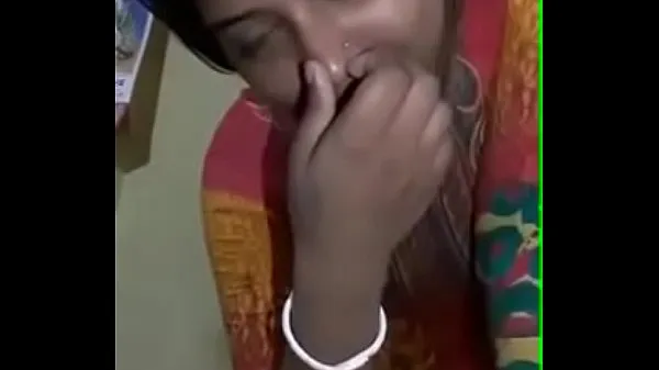 Nová Indian girl undressing čerstvá trubica