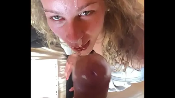 Nowa my 18 year old girlfriend swallows all my cum before workświeża tuba