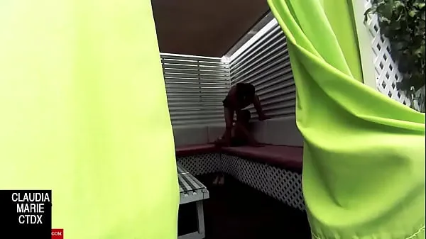 Új My cousin fucking. Couple caught getting oral sex in a corner friss cső