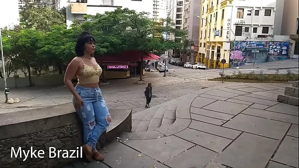 I met a married woman in the square of São Paulo and took her to a motel. See everything that rolls in this bitching, lots of sex and oral she suckled tasty Ống mới