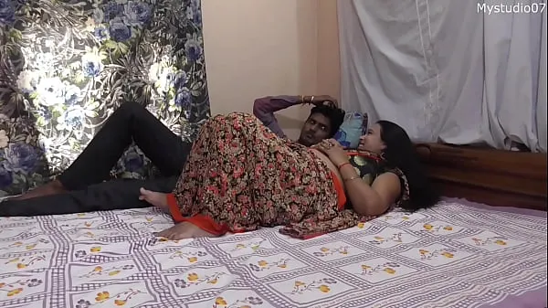 Nova Indian sexy Bhabhi teaching her stepbrother how to fucking !!! best sex with clear audio sveža cev