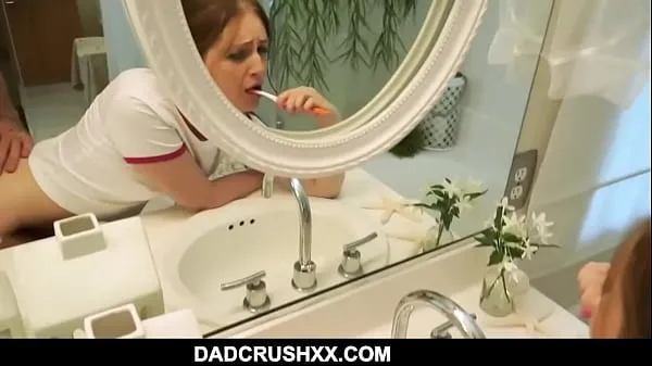 Uusi Step Daughter Brushing Teeth Fuck tuore putki