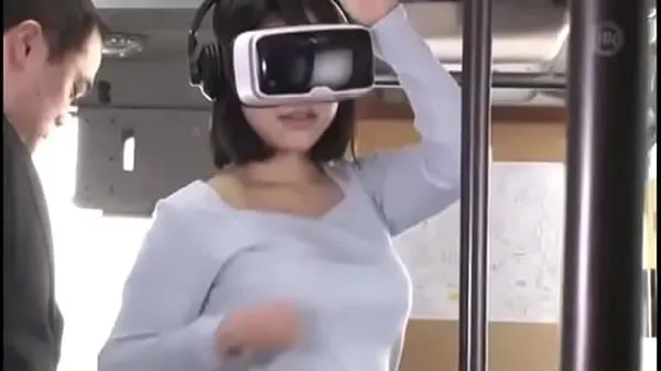 Cute Asian Gets Fucked On The Bus Wearing VR Glasses 3 (har-064 Tiub baharu baharu