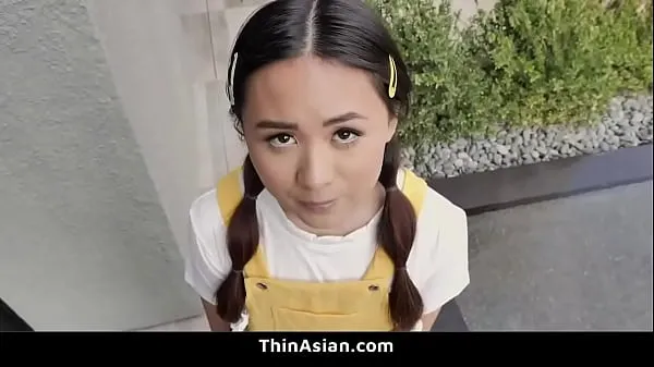 Nyt Cute Little Asian Teen Fucked By Her Neighbor Couple frisk rør