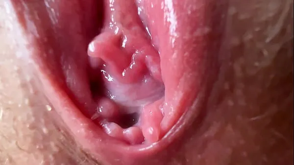 Extremely close-up wet juicy pussy Tube baru yang baru