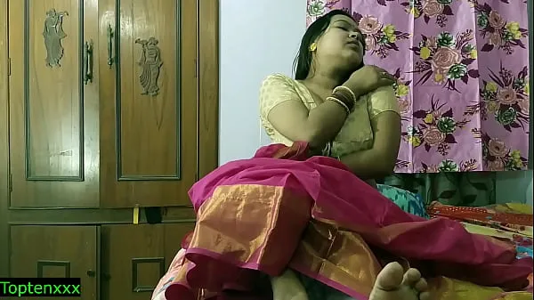 New Indian sexy bhabhi getting hot for sex but who will fuck her? watch till the end fresh Tube