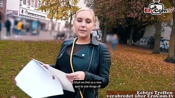 Νέος German blonde with natural tits pick up at the street φρέσκος σωλήνας