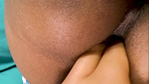Nytt A Horny Fan Fingering Sheisnovember Wet Pussy And Brown Booty Hole! While Asshole Is Explored Closeup, Face Down With Big Ass Up While Back Is Arched And Shorts Pulled Down, Dirty Fingers Penetrating Her Tight Young Slut HD by Msnovember färskt rör
