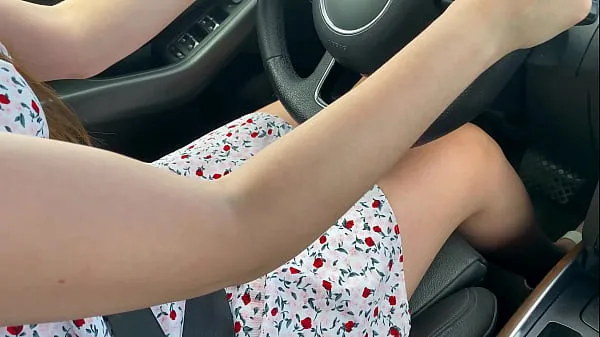 Stepmother: - Okay, I'll spread your legs. A young and experienced stepmother sucked her stepson in the car and let him cum in her pussy Ống mới