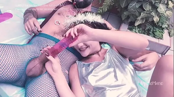 New TEASER | amateur couple get excited with big cock and have sex outdoors at carnival | Candy Crush Brasil and Mario Aquele (FULL ON RED fresh Tube