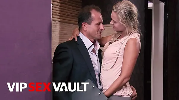 New VIP SEX VAULT - (George Uhl, Barra Brass) - Beautiful European Babe Hard Banged By A Real Estate Agent fresh Tube