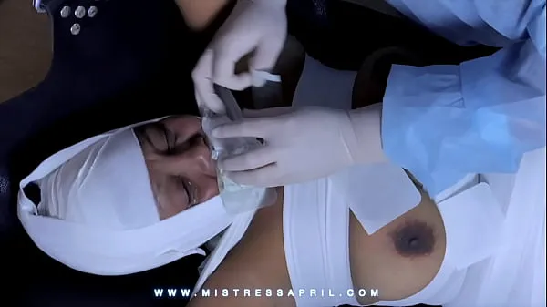 Nová Dominatrix Mistress April - Surgical Pussy sewing part 1 čerstvá trubice