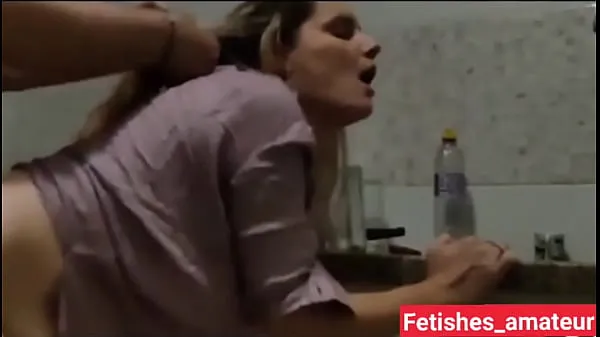 Νέος Blonde was cooking, and is taken by surprise by her best friend's boyfriend, she sucks, does anal, and shits his dick φρέσκος σωλήνας