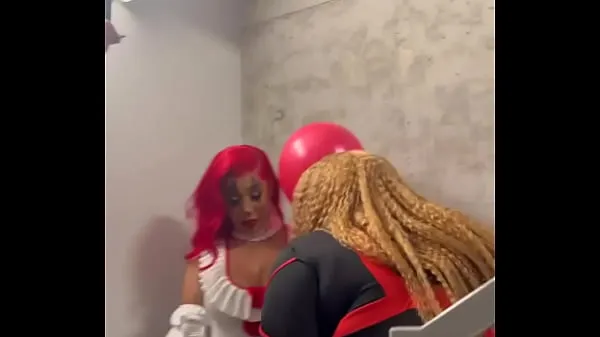 Nová TSROXIEXXX finally links up with a IG baddie “Iloveaoki”for her first female collab and nutted within 10 mins čerstvá trubica
