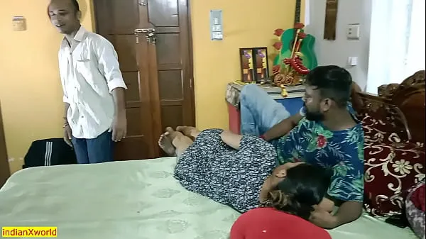 Novo O chefe indiano ganhou um presente de Natal! Esposa gostosa compartilhando sexo tubo novo