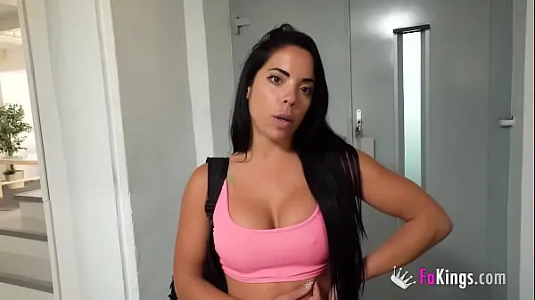 Busty Megan Fiore wants to test her ANAL LIMITS with a big cock Ống mới