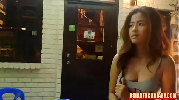 Nová Asian babe rides a tourist cock in Hotel room čerstvá trubice