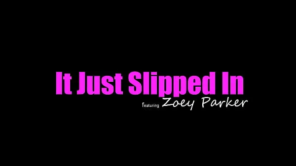Új Wait. Why is there a dick in me?" confused Zoe Parker asks Stepbro - S2:E8 friss cső