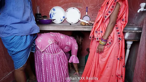 Indian step Family in Kitchen XXX in hindi أنبوب جديد جديد