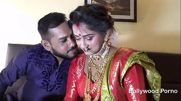 Newly Married Indian Girl Sudipa Hardcore Honeymoon First night sex and creampie - Hindi Audio Ống mới