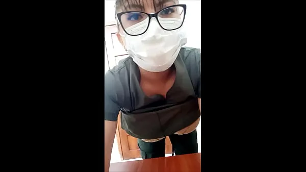 Uusi video of the moment!! female doctor starts her new porn videos in the hospital office!! real homemade porn of the shameless woman, no matter how much she wants to dedicate herself to dentistry, she always ends up doing homemade porn in her free time tuore putki