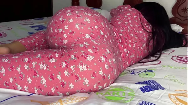 Yeni I can't stop watching my Stepdaughter's Ass in Pajamas - My Perverted Stepfather Wants to Fuck me in the Assyeni Tüp