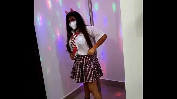 DIRTY LATINA STUDENT STARTS IN PORN!! THE BITCH PERFORMS A DANCE WITHOUT HAVING AN IDEA HOW TO DANCE. NEWLY INITIATED PORN Tiub baharu baharu