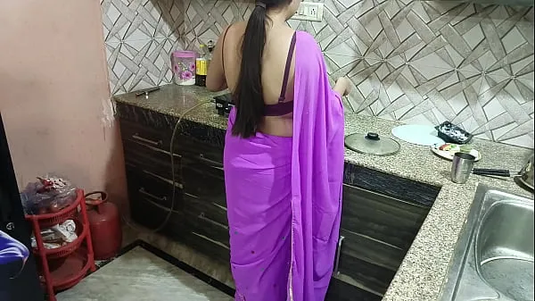 Desi Indian step mom surprise her step son Vivek on his birthday dirty talk in hindi voice Ống mới