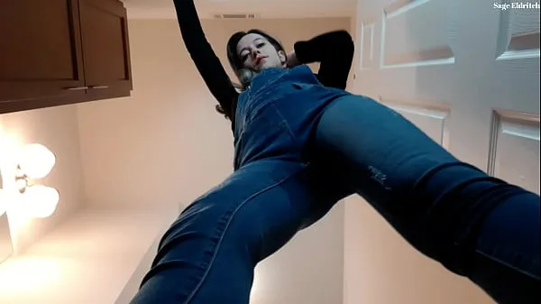 New Giantess Peeing in Jean Overalls fresh Tube