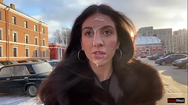 Νέος Girl agreed to walk with a stranger's Cum on her face in a public place - Cumwalk φρέσκος σωλήνας